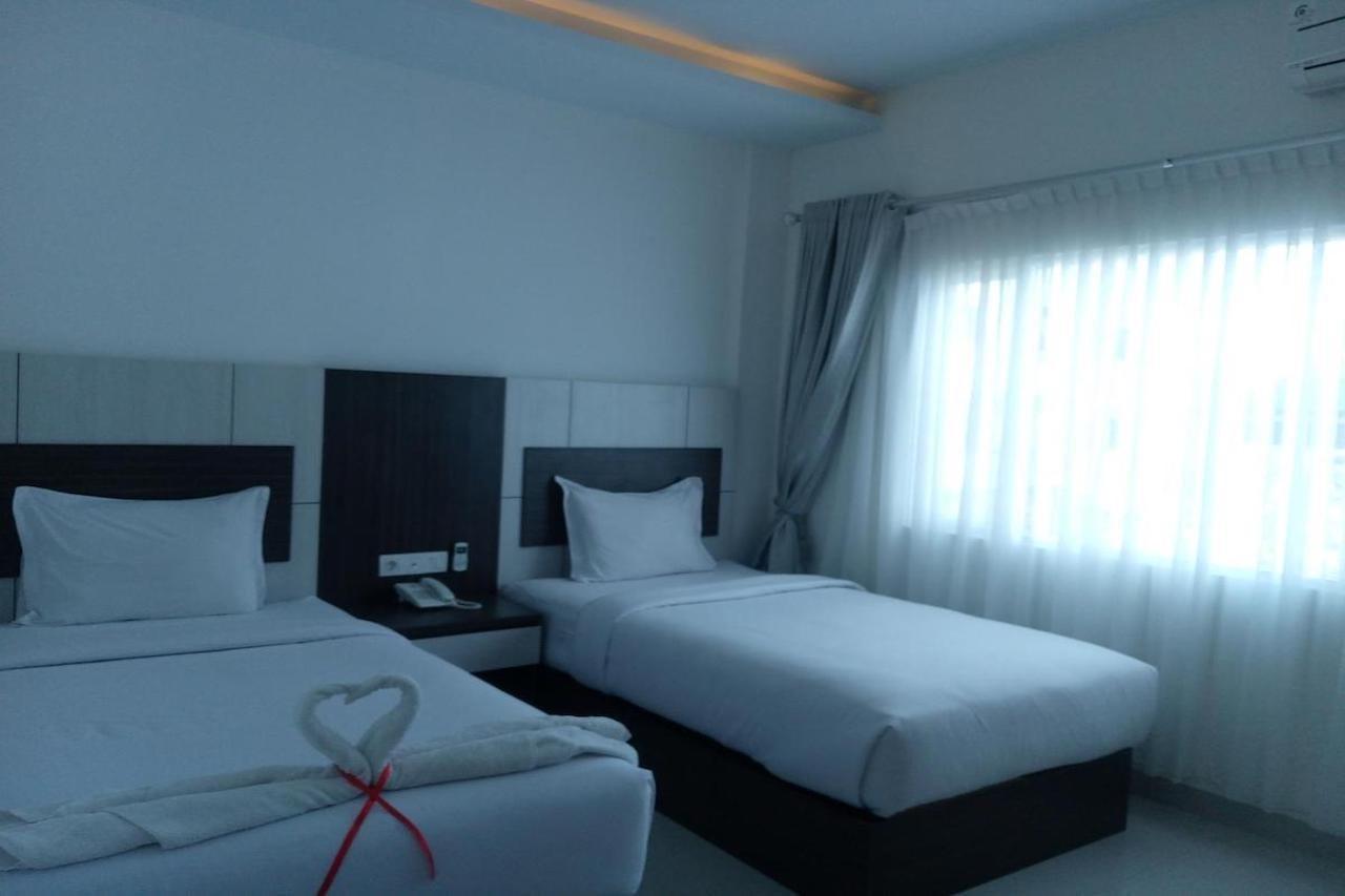 Seventeen Hotel Банда-Ачех Экстерьер фото