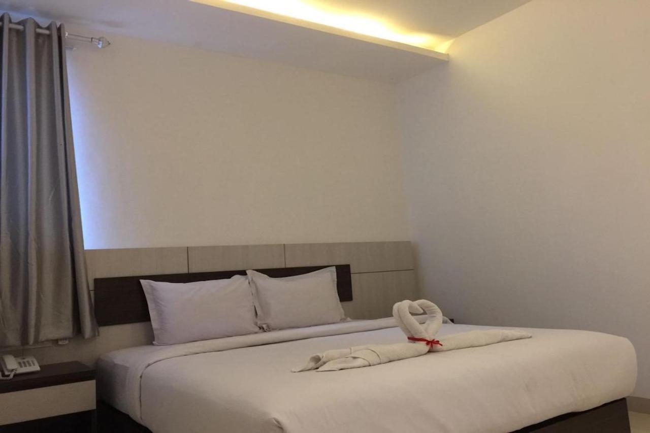 Seventeen Hotel Банда-Ачех Экстерьер фото
